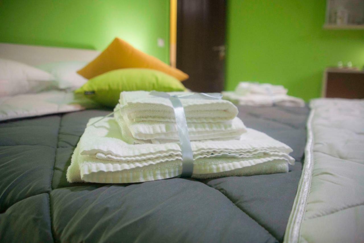 Boheme B&B Al Centro Di Palermo Luaran gambar